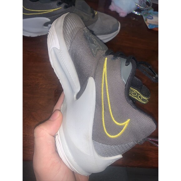 Size 8 - Nike Zoom Freak 3 Iron Gray Vivid Sulfur 2022 main image 5